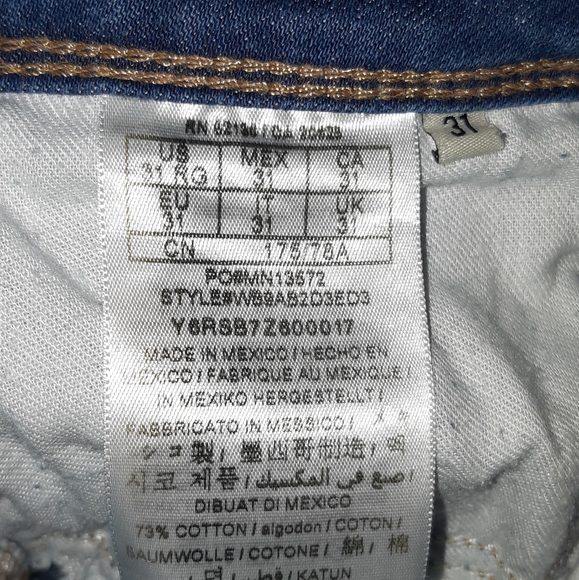 Guess "Power Stretch" Skinny - Picture 2 of 10